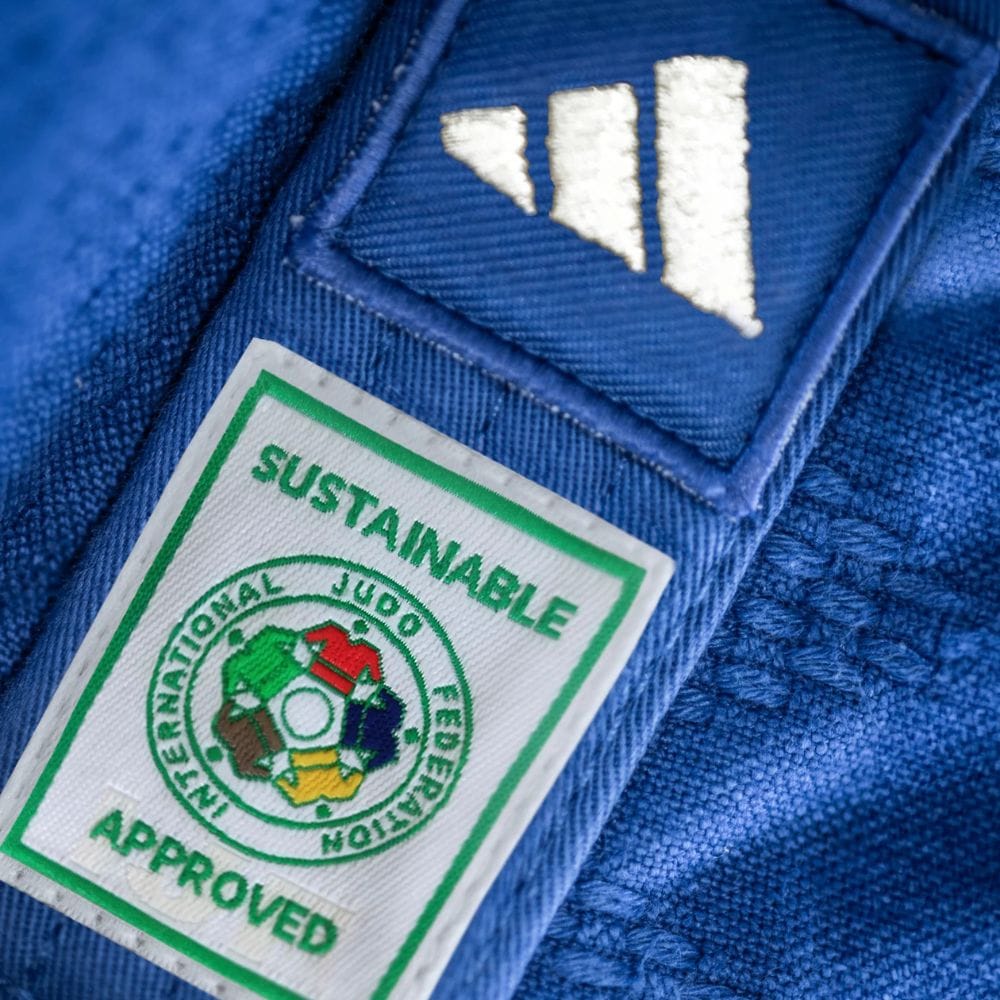 IJF judo kimono Adidas Champion III Green Label - modra različica